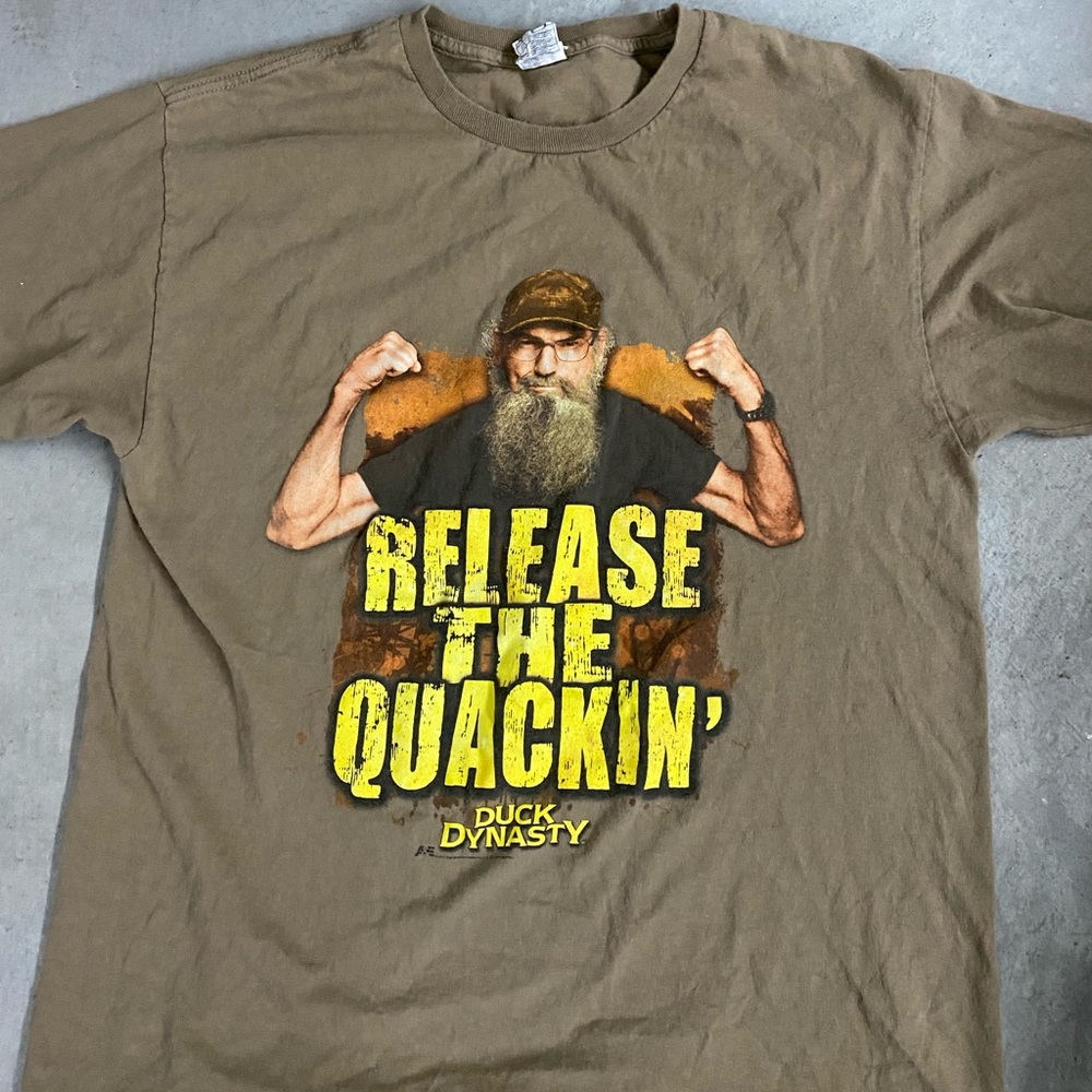 Brown t-shirt